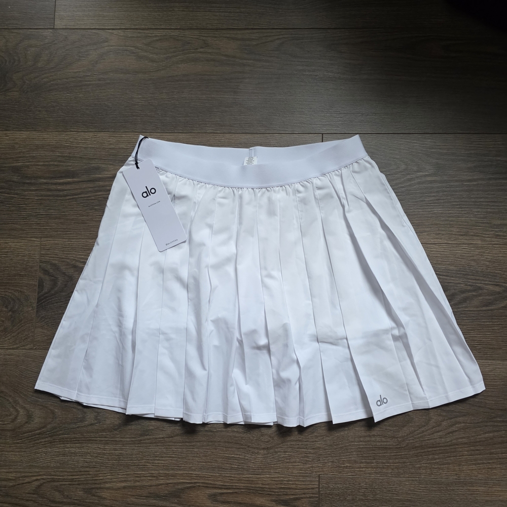 ALO Yoga White Pleated Mini Skirt
